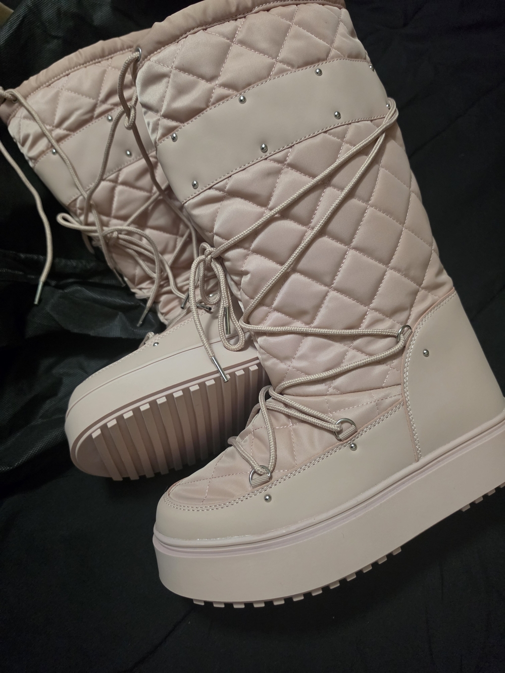 Shoe Dazzle Quilted Blush Platform Winter Boots